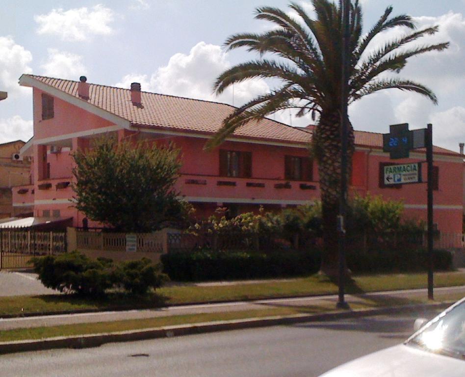 Bed and Breakfast L'Aurora Viola Carbonia Exterior foto
